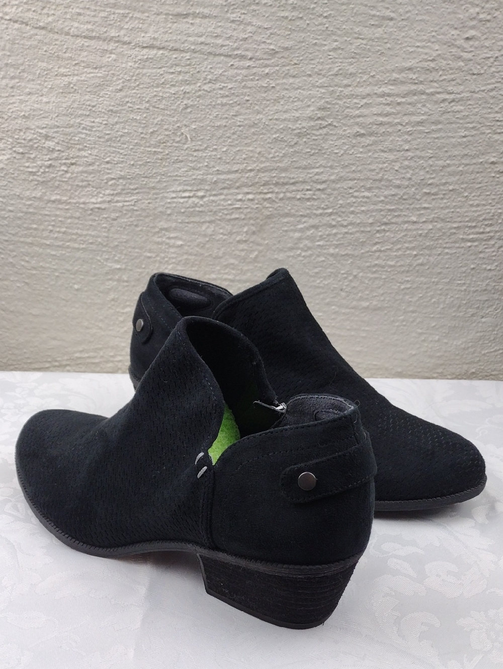 Dr Scholl's Be Energized Foam Technology Better Black Suede Fabric Side Zip Boot